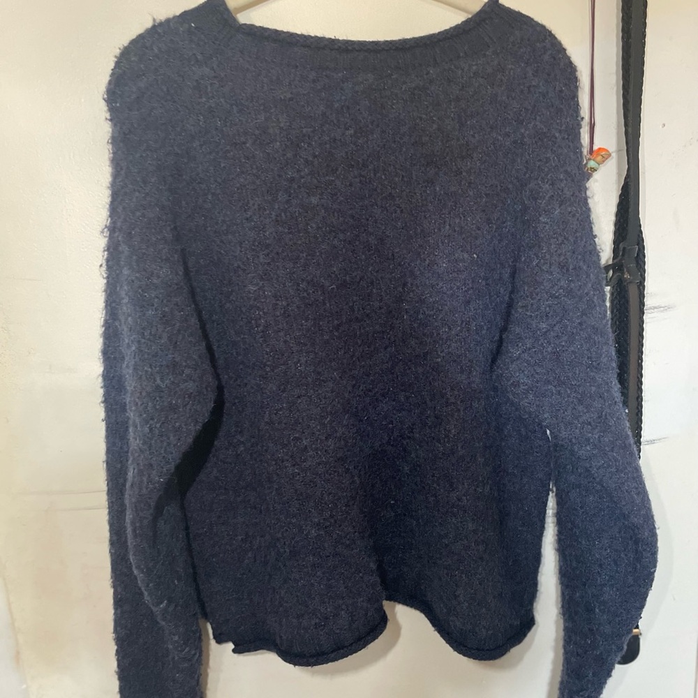 a.n.a Women's Fuzzy Crewneck Navy Blue Sweater - Picture 6 of 6